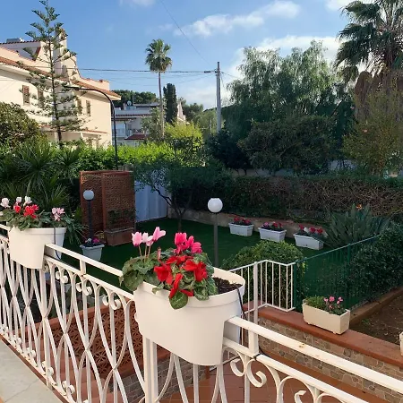 Petronilla Apartment *